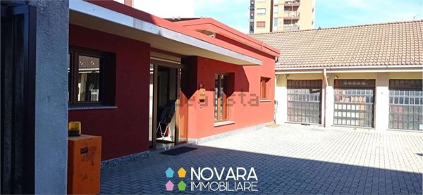 locale di sgombero in vendita a Novara in zona zona Sant'Andrea - San Rocco