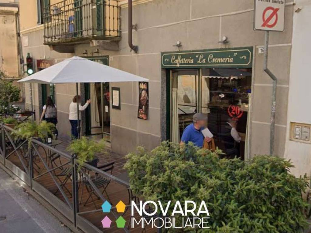 negozio in vendita a Novara in zona Centro Città