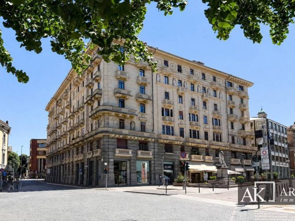 appartamento in vendita a Novara in zona Centro Città