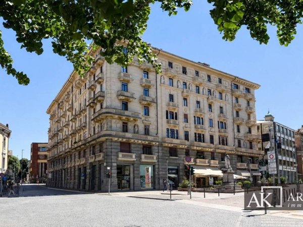 appartamento in vendita a Novara in zona Centro Città