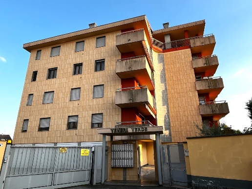 appartamento in vendita a Novara in zona Veveri