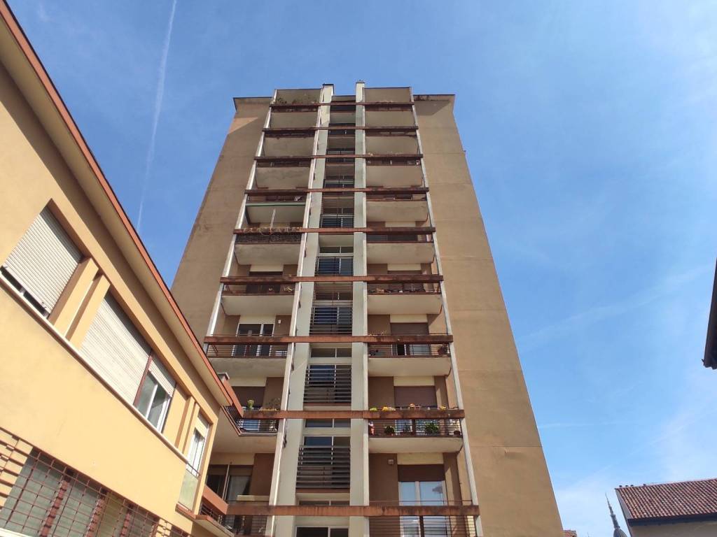 appartamento in vendita a Novara in zona zona Sant'Andrea - San Rocco
