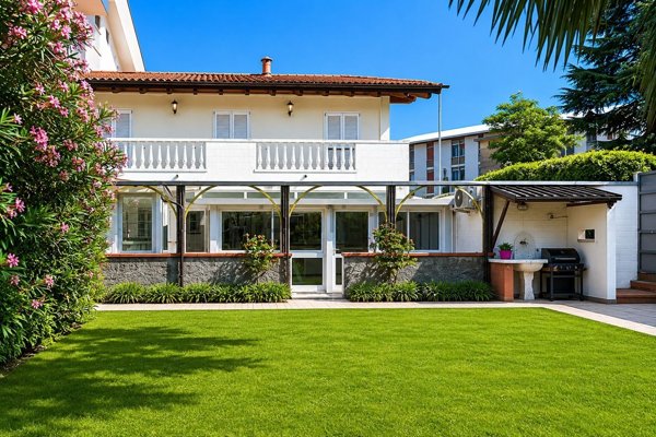 casa indipendente in vendita a Novara in zona zona Sant'Andrea - San Rocco
