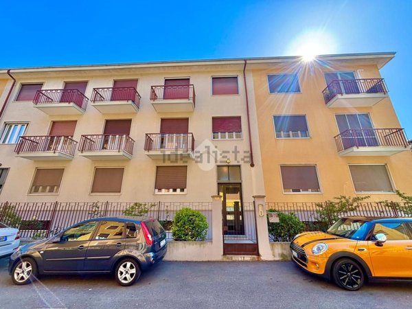appartamento in vendita a Novara in zona Zona Santa Rita