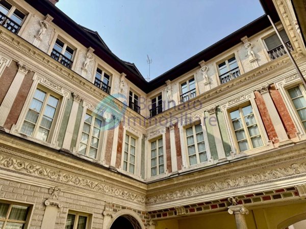 ufficio in vendita a Novara in zona Centro Città