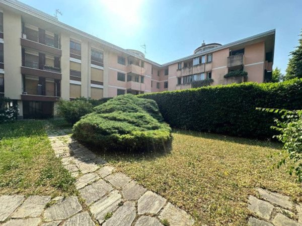 appartamento in vendita a Novara in zona zona Sacro Cuore
