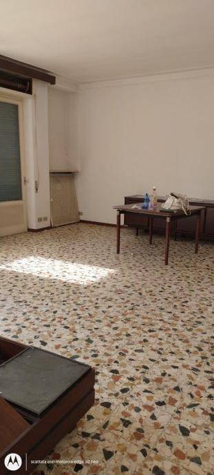 appartamento in vendita a Novara in zona zona San Martino