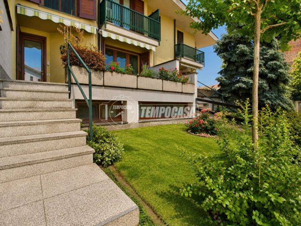 casa indipendente in vendita a Novara in zona zona Sant'Agabio