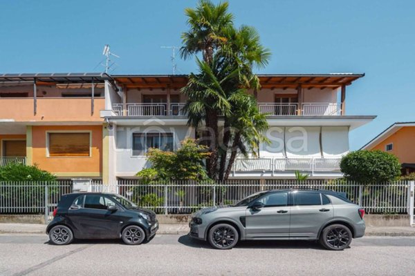 appartamento in vendita a Novara in zona zona Cittadella - Villaggio Dalmazia