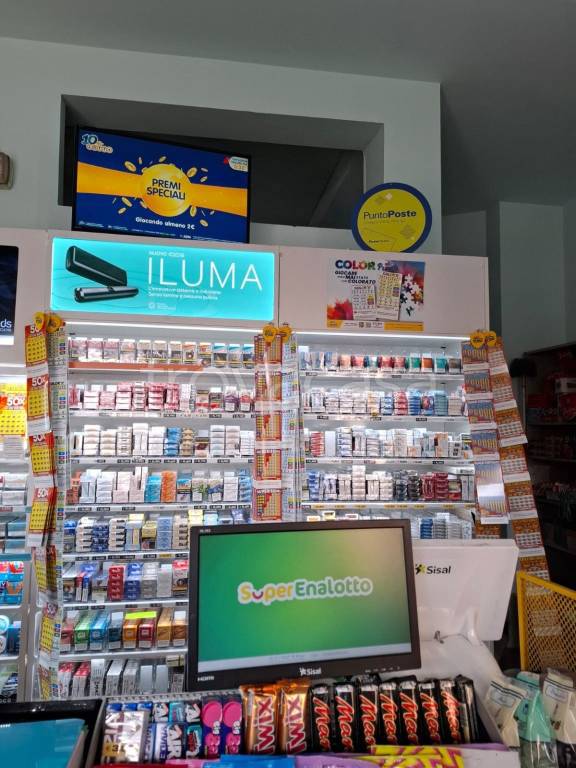 negozio in vendita a Novara in zona zona Porta Mortara