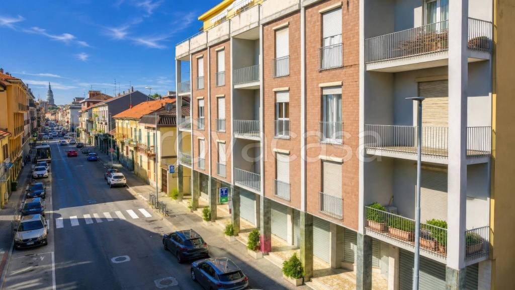 appartamento in vendita a Novara in zona zona Sant'Andrea - San Rocco