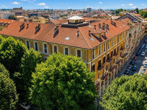 appartamento in vendita a Novara in zona Centro Città