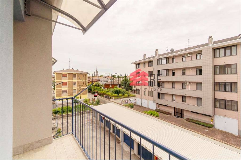 appartamento in vendita a Novara in zona Zona Santa Rita