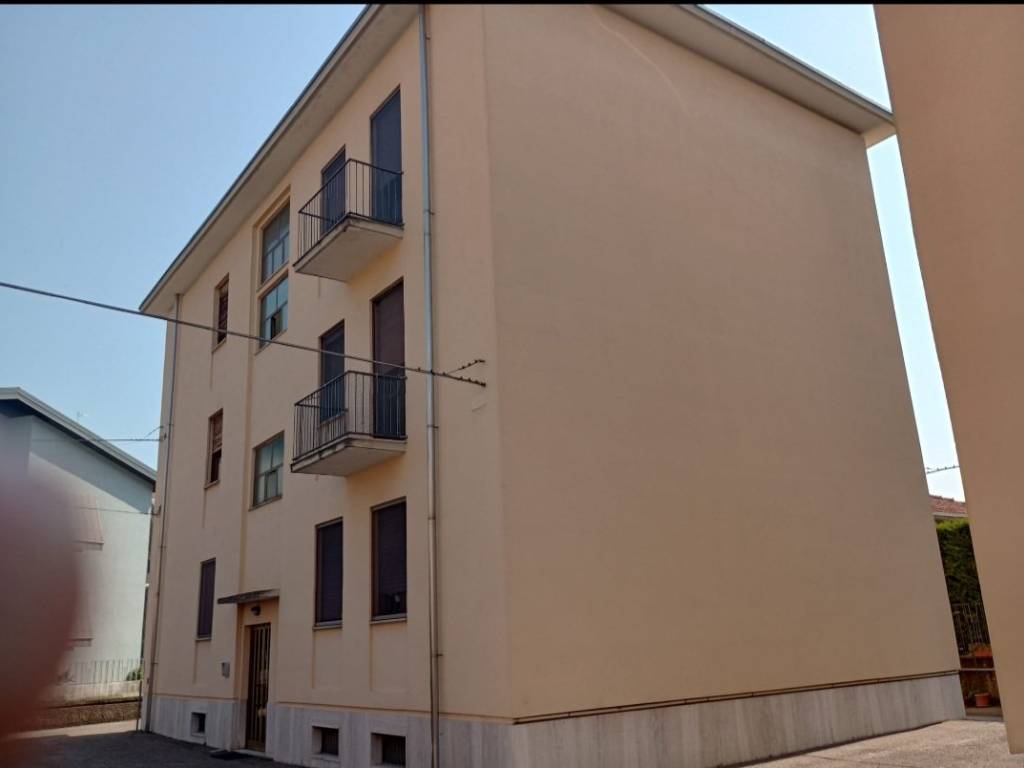 appartamento in vendita a Novara in zona zona Sant'Andrea - San Rocco