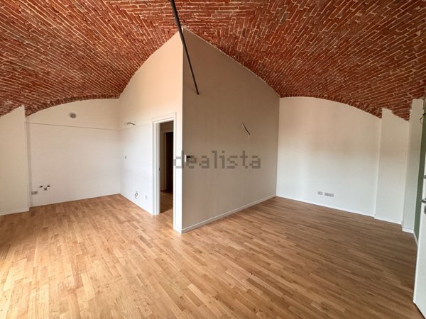 appartamento in vendita a Novara in zona Agognate