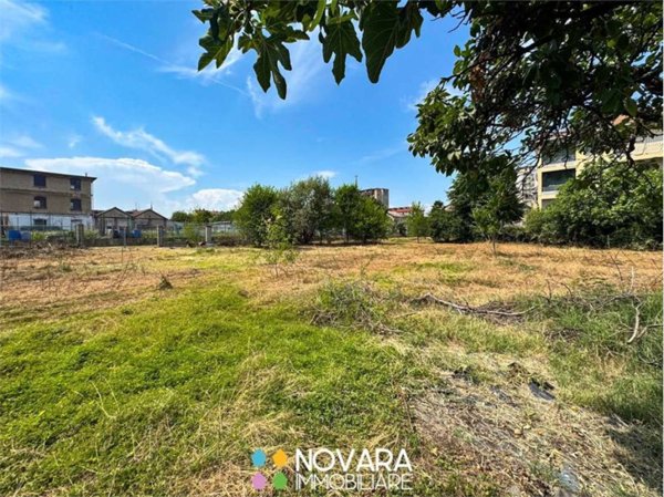 casa indipendente in vendita a Novara in zona zona Sant'Agabio