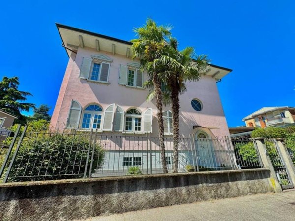 casa indipendente in vendita a Novara in zona zona Agogna - San Paolo