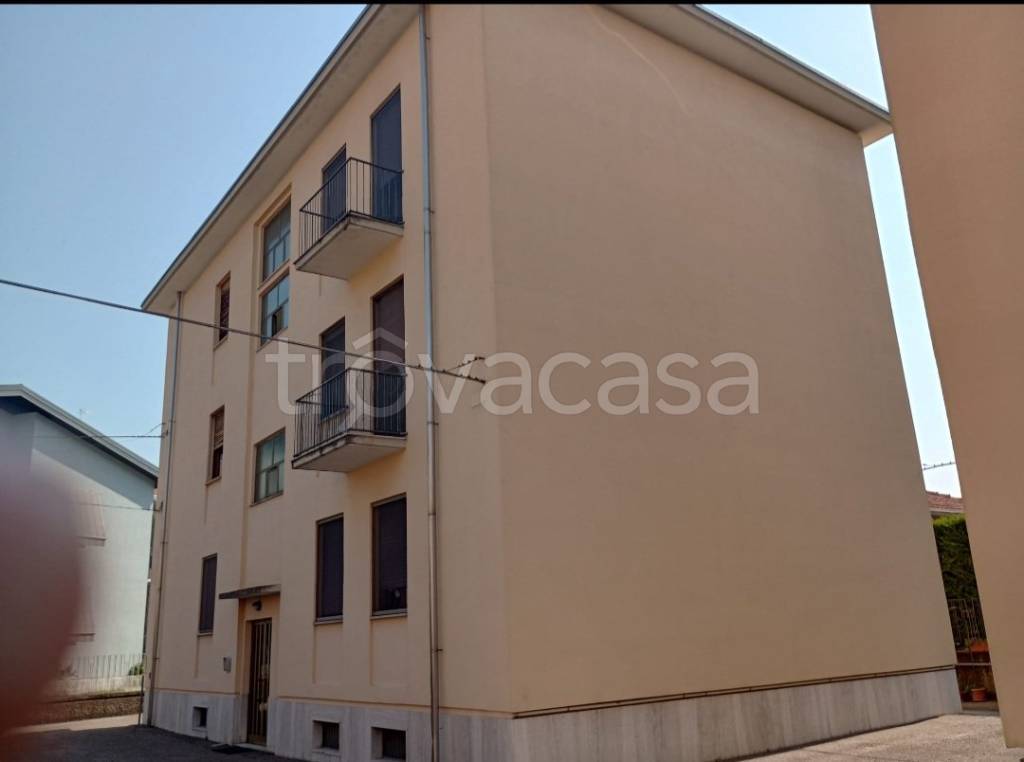 appartamento in vendita a Novara in zona zona Sant'Andrea - San Rocco