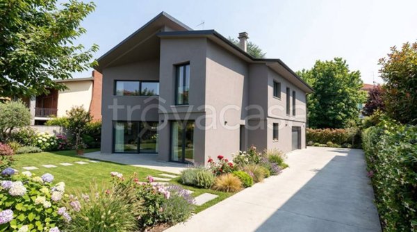 casa indipendente in vendita a Novara in zona Pernate
