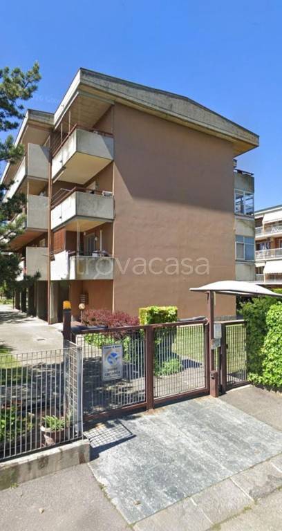 appartamento in vendita a Novara in zona zona Cittadella - Villaggio Dalmazia