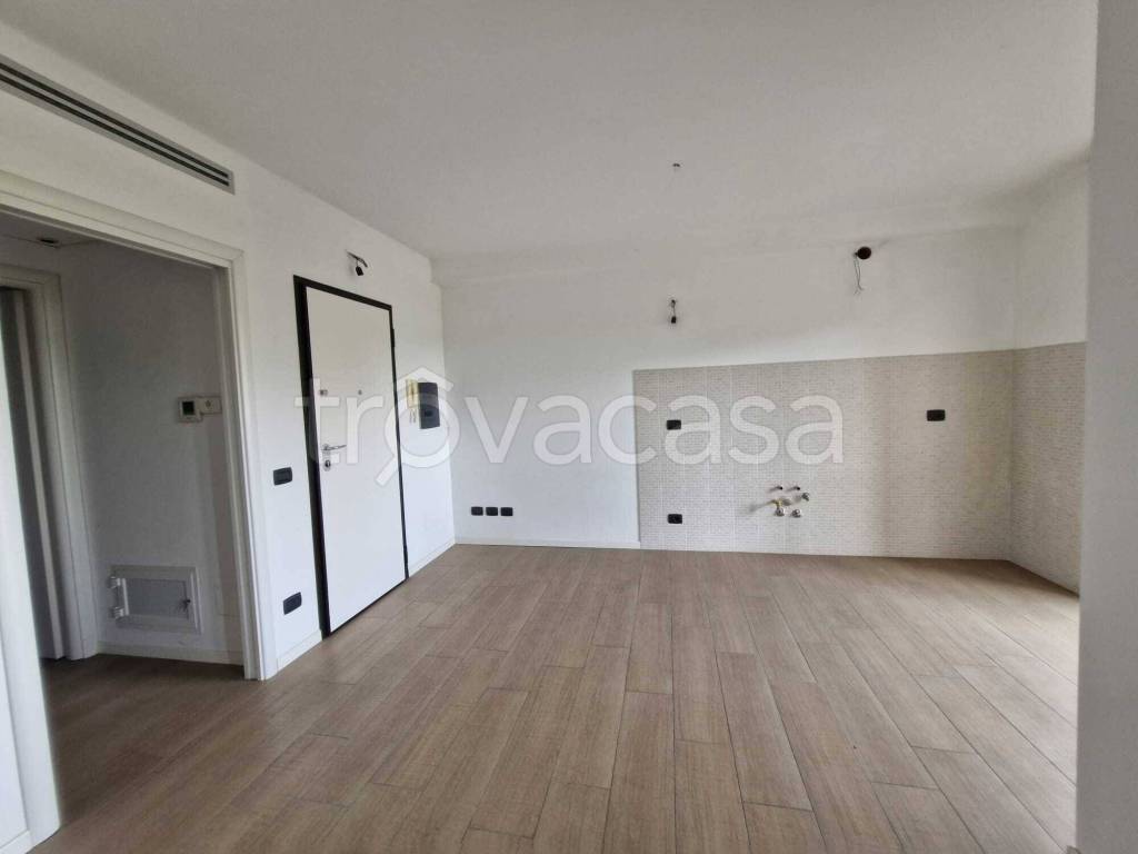 appartamento in vendita a Novara in zona Centro Città