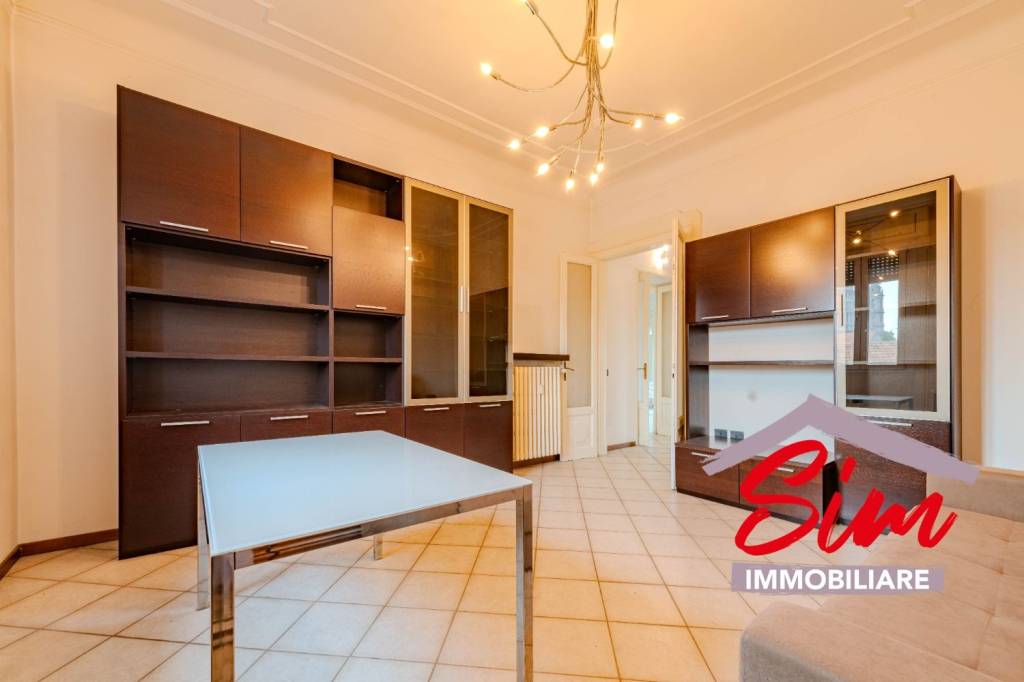 appartamento in vendita a Novara in zona Centro Città