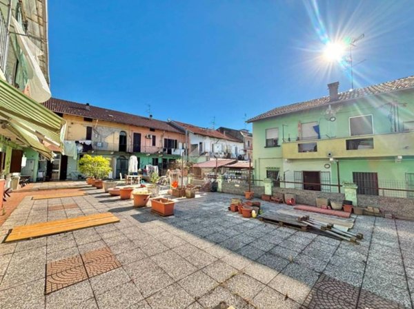 appartamento in vendita a Novara in zona zona Sant'Agabio