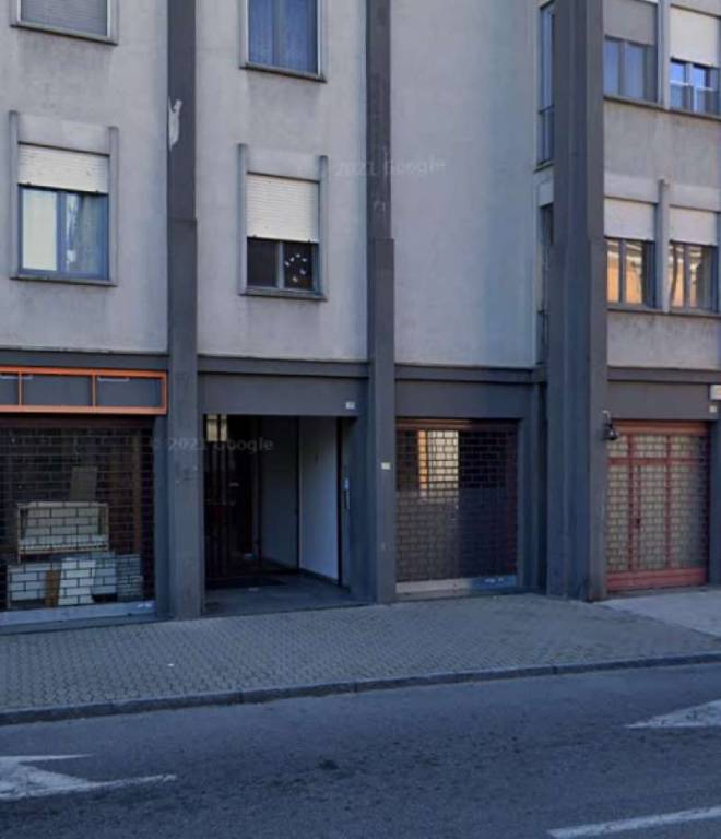 negozio in vendita a Novara in zona Centro Città