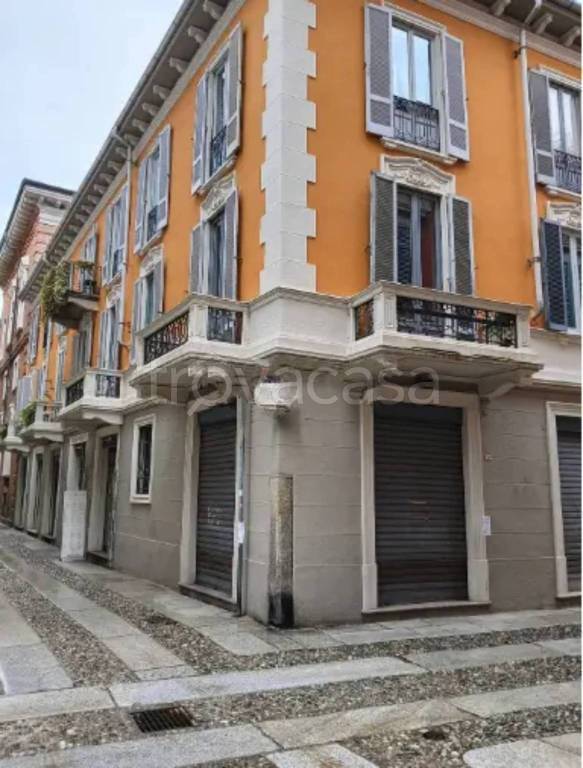 appartamento in vendita a Novara in zona Centro Città