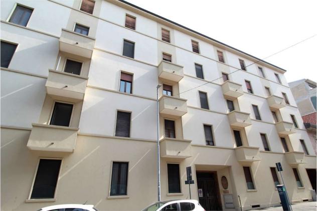 appartamento in vendita a Novara in zona Centro Città