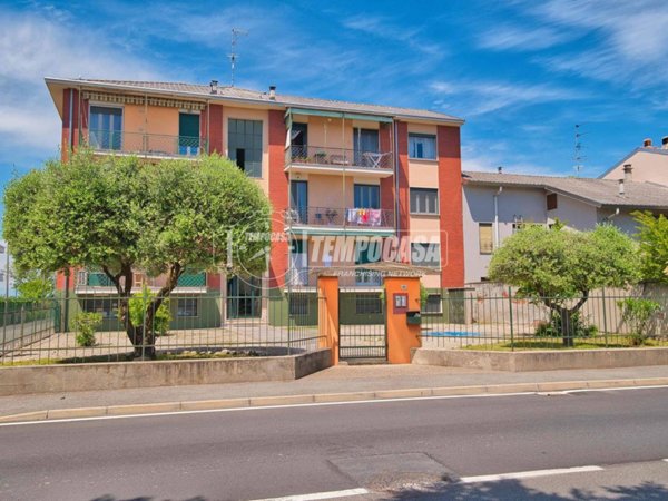 appartamento in vendita a Novara in zona Pernate
