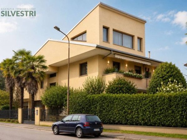 casa indipendente in vendita a Novara in zona zona Sacro Cuore