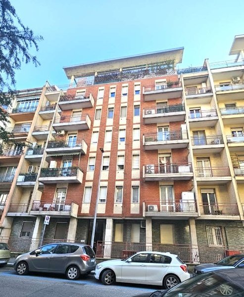 appartamento in vendita a Novara in zona zona Sacro Cuore