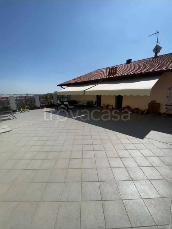 appartamento in vendita a Novara in zona zona Sant'Agabio