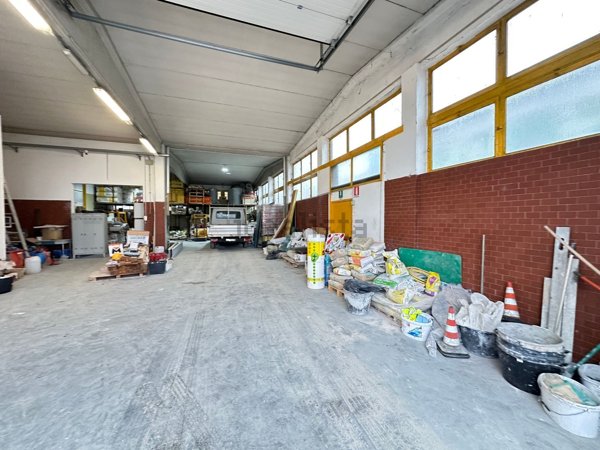 ufficio in vendita a Novara