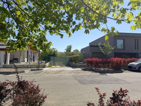 villa in vendita a Novara in zona zona Agogna - San Paolo