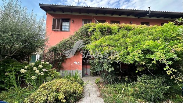 casa indipendente in vendita a Novara in zona zona San Martino