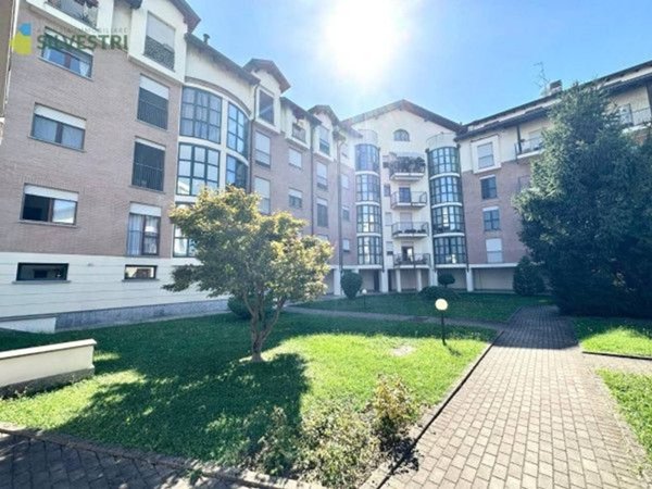 appartamento in vendita a Novara in zona zona Sacro Cuore