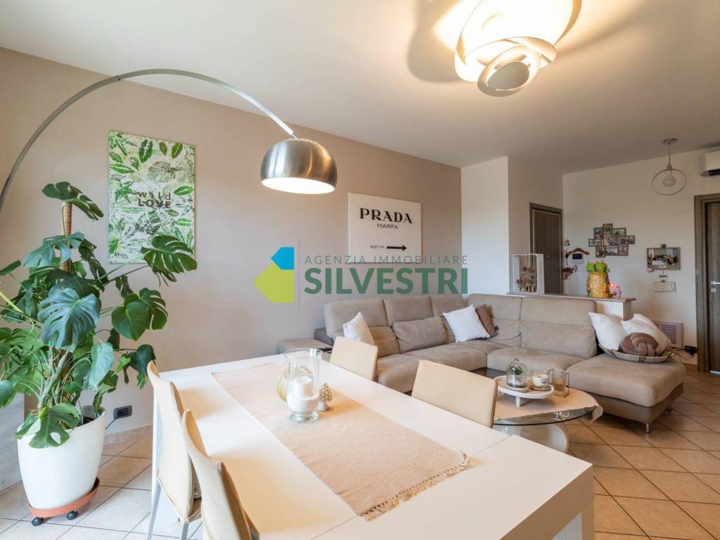appartamento in vendita a Novara in zona Vignale