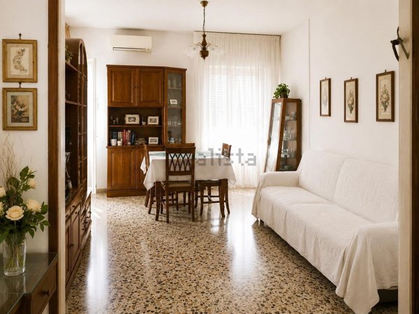appartamento in vendita a Novara in zona Centro Città