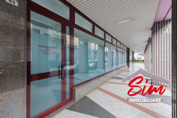 ufficio in vendita a Novara in zona Centro Città