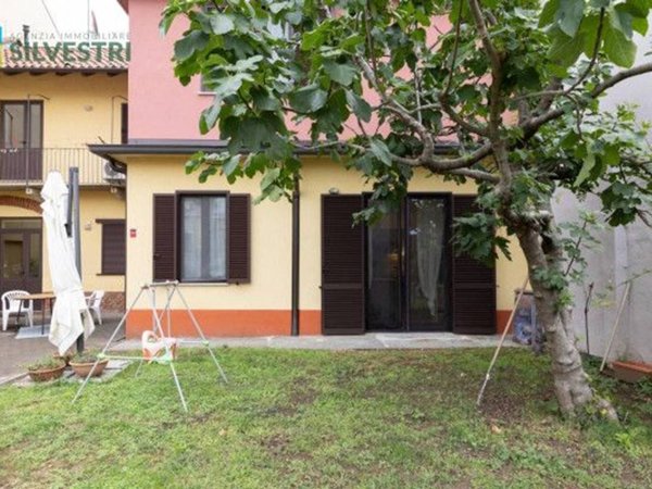 casa indipendente in vendita a Novara in zona zona San Martino
