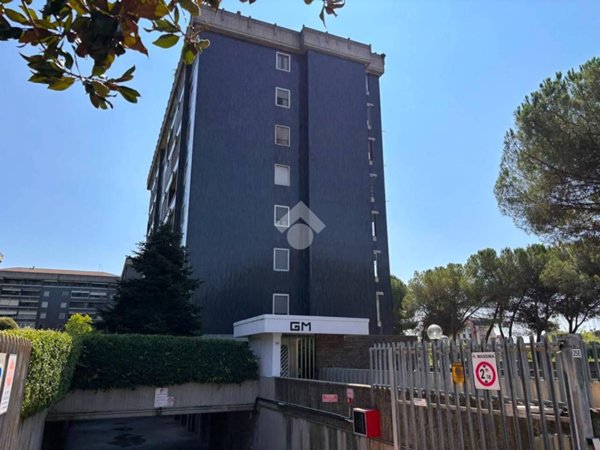 box auto in vendita a Novara in zona zona Cittadella - Villaggio Dalmazia