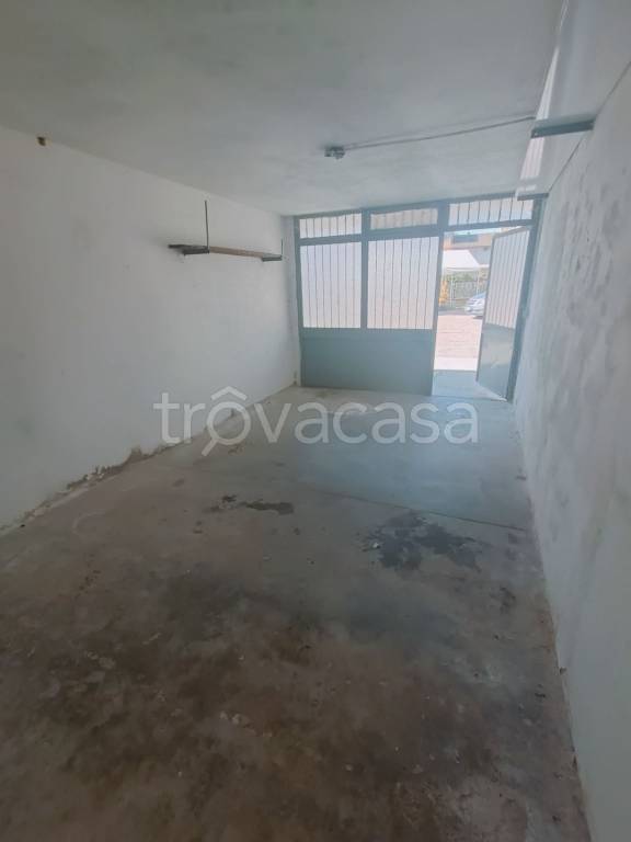 box auto in vendita a Novara in zona zona Sant'Andrea - San Rocco