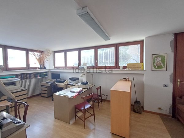ufficio in vendita a Novara in zona zona San Martino