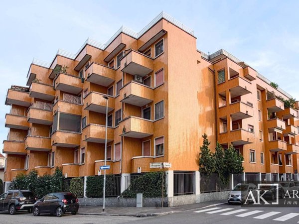 appartamento in vendita a Novara in zona zona Sacro Cuore
