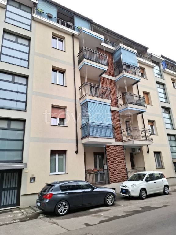 appartamento in vendita a Novara in zona zona San Martino