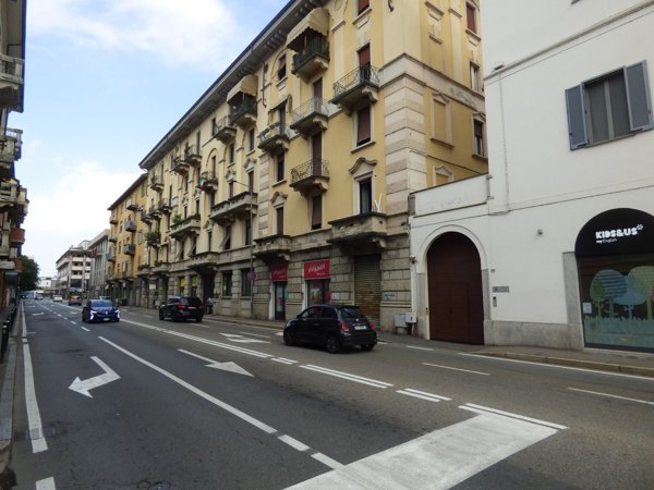 appartamento in vendita a Novara in zona Centro Città