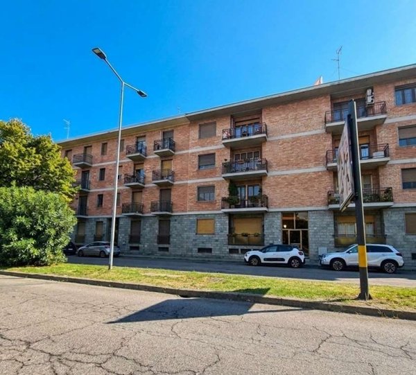 appartamento in vendita a Novara in zona Pernate