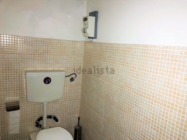 appartamento in vendita a Novara in zona Centro Città